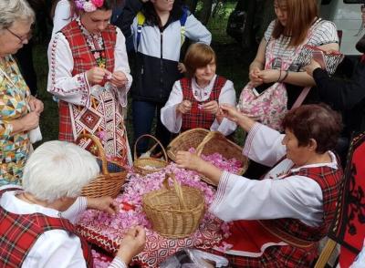 VALLEY OF ROSES - TOUR TO KAZANLUK, SHIPKA, ETARA 4